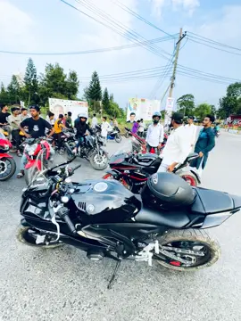 Mal 🚀 #r15v4Indonesian #gsxr #biker #bikelover #CapCut #foryou #fyp #viral #viraltiktok #viralsong #foryoupage #iphn15promax 