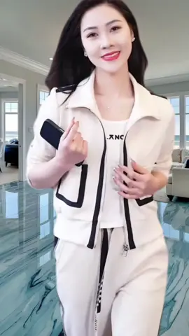 Sét bộ thu đông Nữ thể thao tay dài quần suông ống rộng ,lên from trẻ trung năng động#thoitrangnu #setbothethao #setbothudong #xuhuong #fyp  @Thuyshop8686 