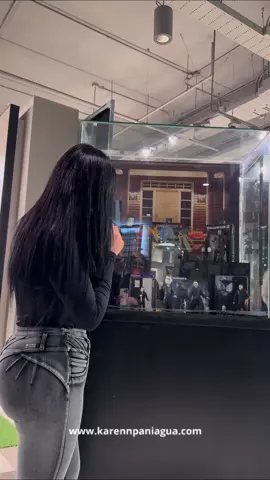 ¿Fan de las miniaturas? ¡Estas versiones coleccionables son una monada! Imagínate posar con ellas y este disfraz de Halloween… ¡serías el centro de atención! #miniaturas #coleccionables #Halloween #disfraces #adorables