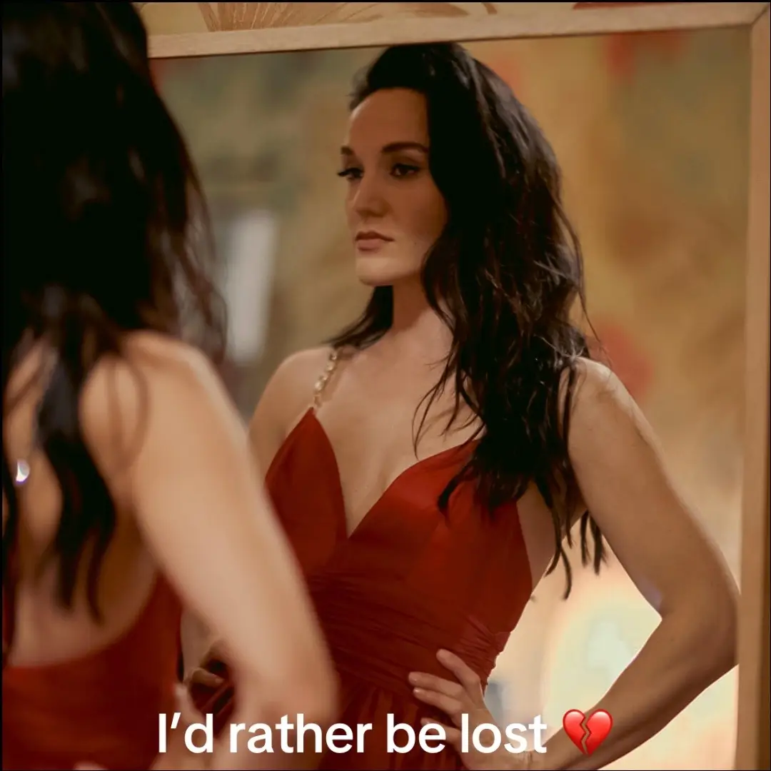 Just curious what you think of my new single, Like I Did Before?! Take a listen if you haven’t! LINK IN BIO. Oh! And make sure you follow me on Spotify, YouTube etc. Would mean the world to me xoxox #jazz #laufey #songwriter #singer #piano 