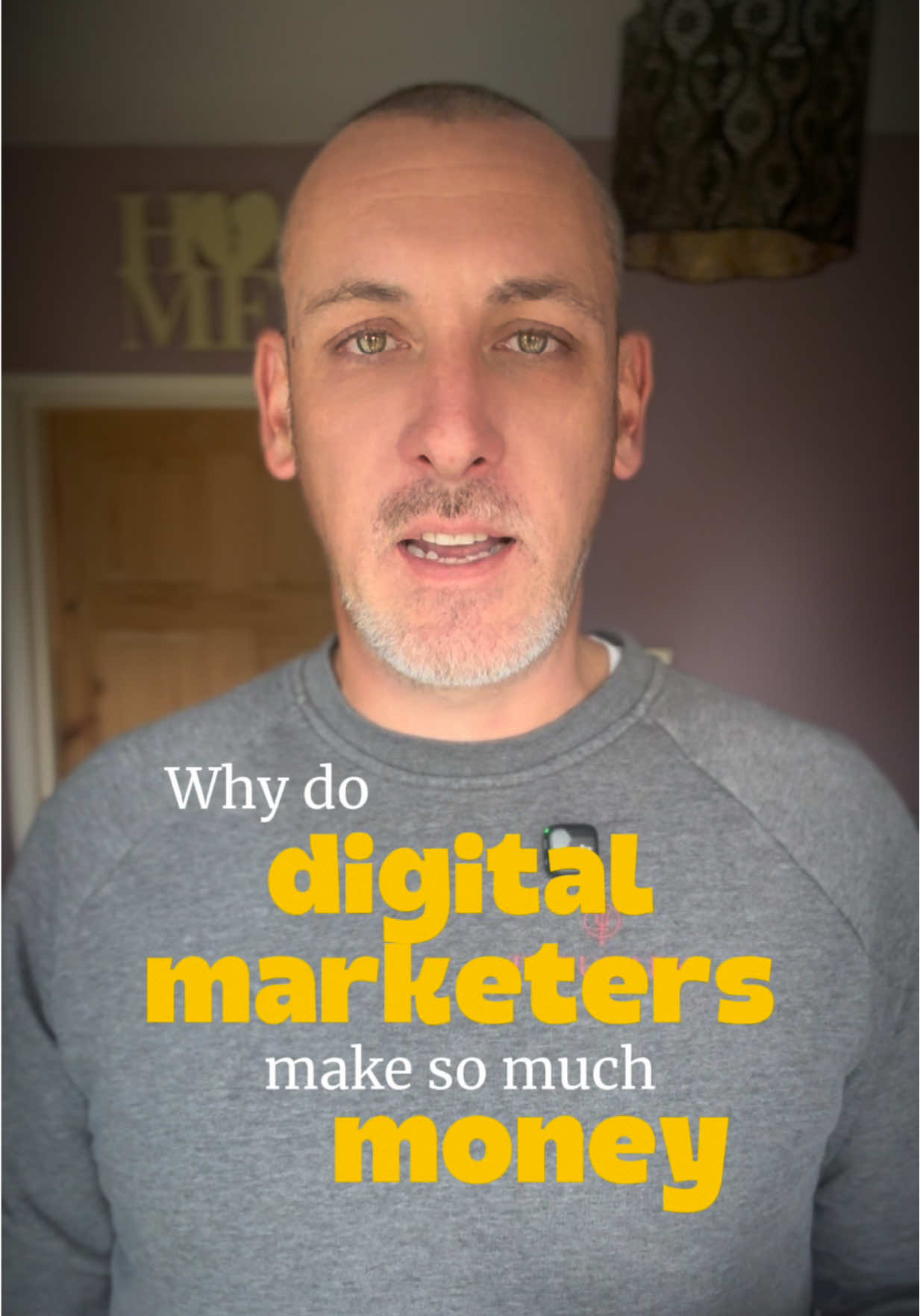 Ever wonder why digital marketers earn so much 💸? 1️⃣ They study sales & marketing — because when you know how to sell, you’ll never run out of opportunities. 2️⃣ They build an online brand — creating trust, authority & a loyal audience that buys. 3️⃣ They invest in education — every new skill multiplies their income potential. Want to learn how to do the same? Comment “ME” & I’ll show you how to get started today 🚀