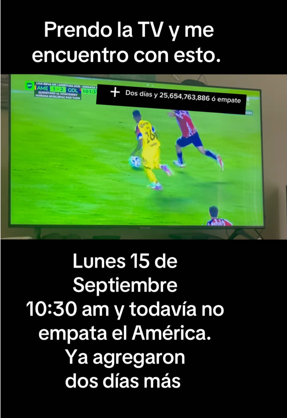 Parodia entre el juego de futbol soccer entre el América y chivas en donde el árbitro agregó más de 15 minutos de compesacion. #Soccer #parody #america #juego #gol 