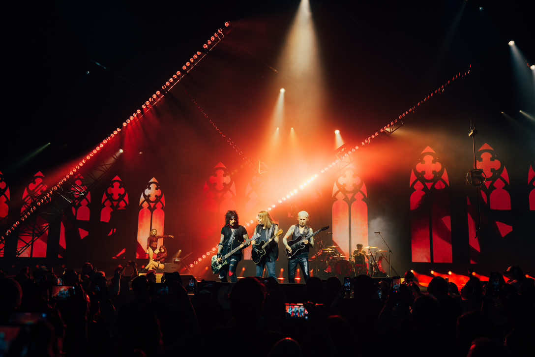 Vegas is on fire! 🔥🔥🔥  The residency kicked off this past weekend with 2 absolutely incredible shows — Thanks to all the Crüeheads who came out and took it to the next level‼️ 🎼 The Dolby Theater is the first venue in the world with a fully integrated Dolby Atmos system… THE SHOW SOUNDS INSANE! Do not miss this - only 8 shows left. The Las Vegas Residency 2025 at Dolby Live: Sept 17, 19, 20, 24, 26, 27 Oct 1, 3 🎟 Tickets + VIP Upgrades 👉 Motley.com #mötleycrüe #dolbylive @Park MGM Hotel & Casino 