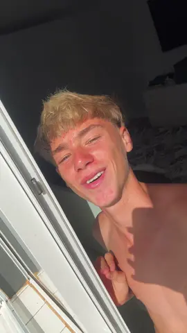 Q raro me veo tú