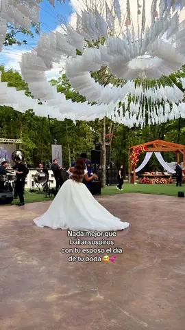 Quiero repetir este día!! 🥺😭😭 @DannyC. @Tamborazo/Banda El Mentado @Paradise Ranch @Man with a plan weddings @digitalcontentbylauren  #fyp #paratiiiiiiiiiiiiiiiiiiiiiiiiiiiiiii #bodamexicana #suspiros #vivanlosnovios 