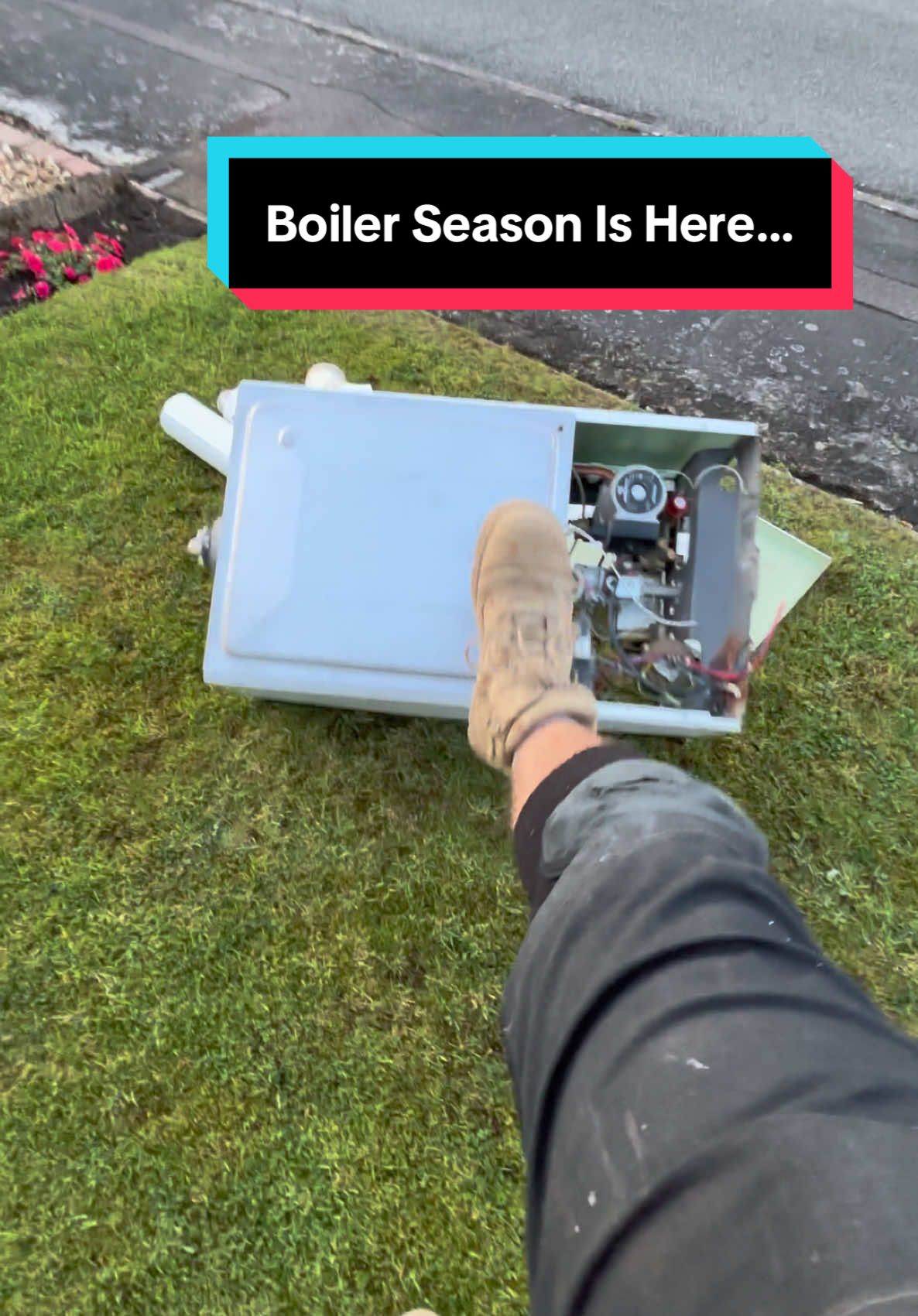 Boiler Seaon is here 🥳 and @City Plumbing UK have got you covered with there best boiler offers..some amazing deals on at the moment so make sure you check them out 👌 #plumber #plumbing #newboiler #cityplumbing 