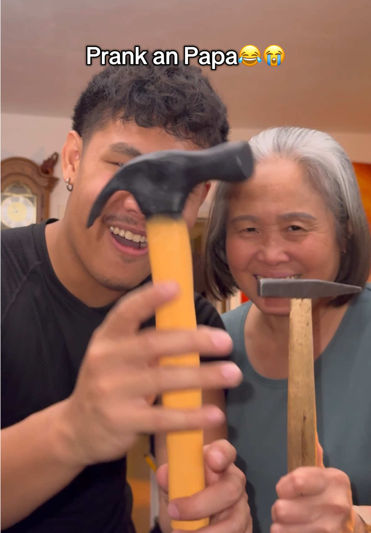 Prank an Papa @khoispapa mit @khoismama 😂😭