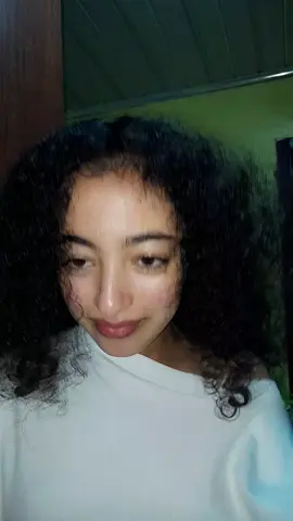 I straighten my hair😃🤌#beautytips #viralvideos #ethiopian_tik_tok🇪🇹🇪🇹🇪🇹🇪🇹  #girls #hairstyle 