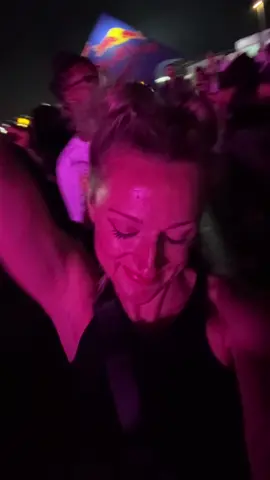 POV: you get the courage to go to a bucketlist concert solo and it was well worth it 🪩💃 #SoloDate #LisbonPortugal #blackcoffee #edmtiktok #WanderfullyWell 