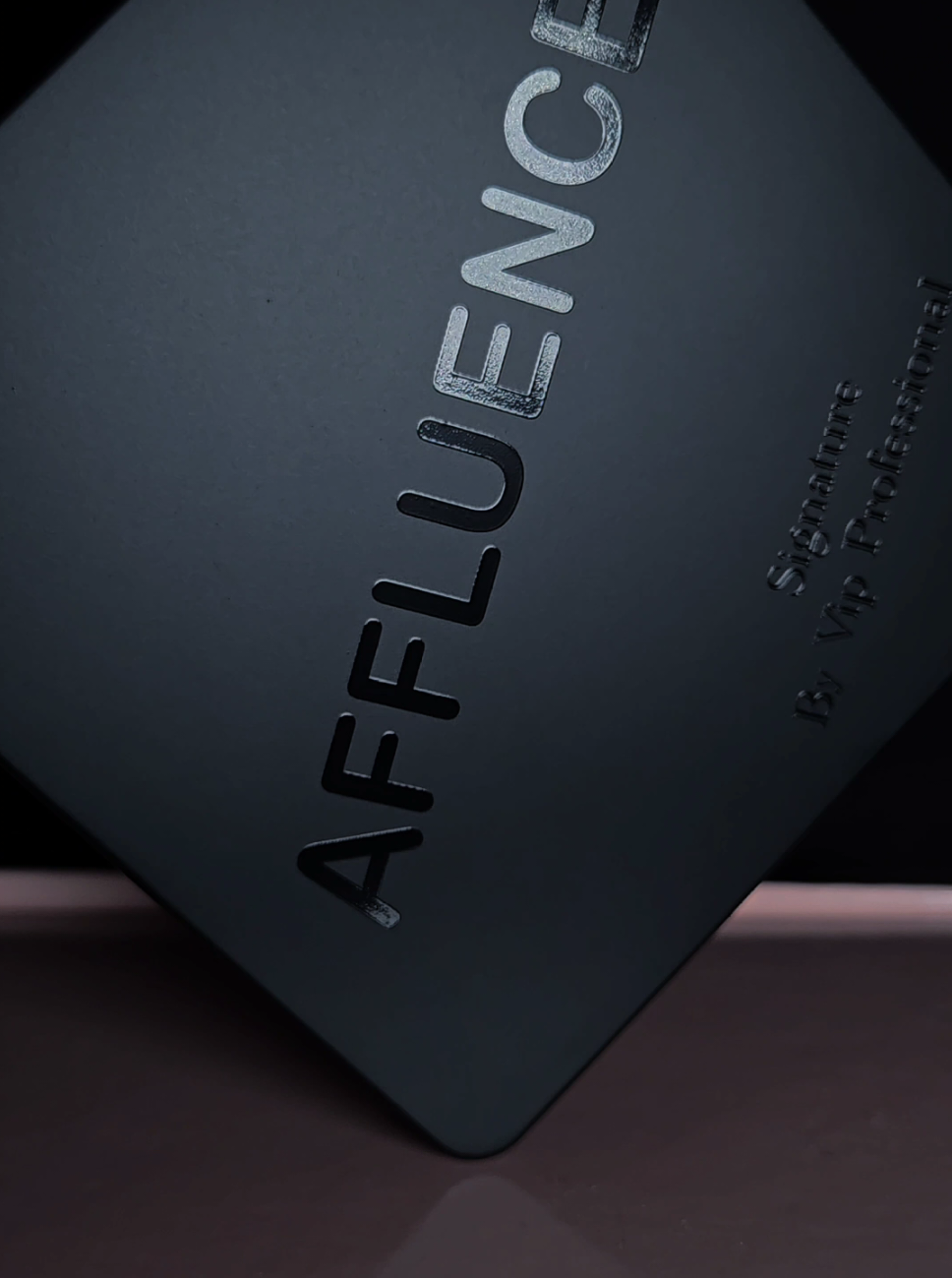 Acestea sunt noile palete de la @Cailyn Romania , Affluence si Temptation 😍 sunt proaspat lansate acum 50 de minute si le gasiti la un pret special + extra reducere cu codul cicuangelica 😇 @Only About Make-up 