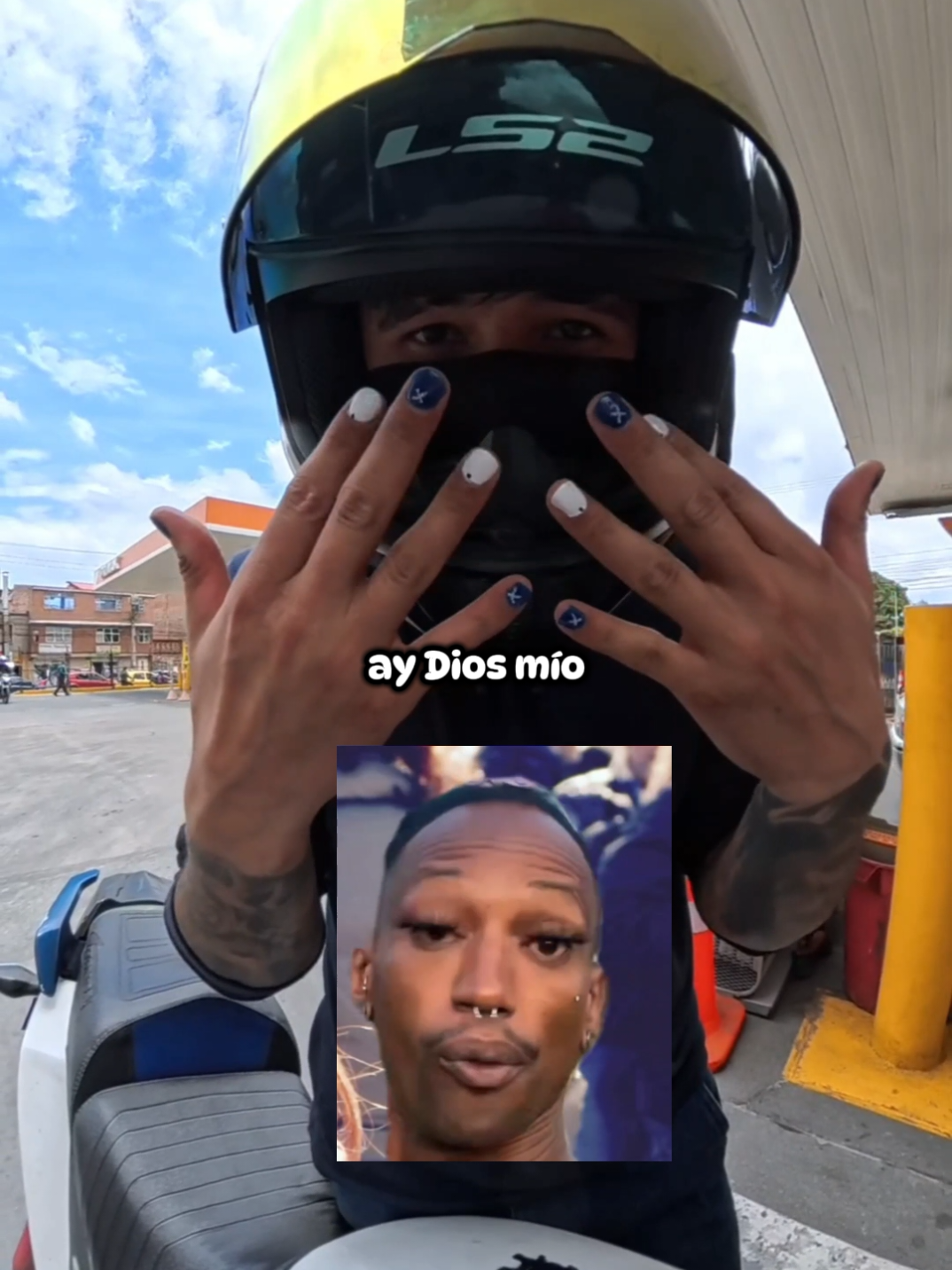 Es que dónde no tenga la cabeza puesta la dejo también 🙄🤣🤦 #biker #risa  #humor  #mipersonalidadsebasaen #comedia 