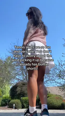 Showing you how versatile a sports skirt really is. This one is from Uniqlo ##tennisskirt##sportswear##uniqlo