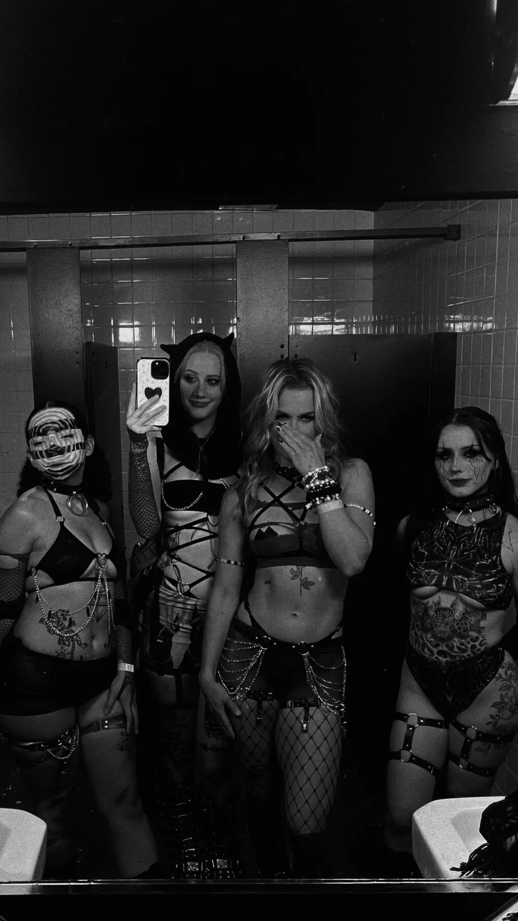 Nothing like getting my face blasted off with my girlies #cltnc #blackboxtheatre #rave #fypシ #svdden