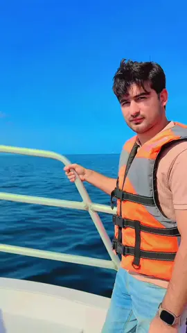 Shark Island 📍Khorfakkan Sharjah #sharkisland #sharkislandkhorfakkan #khirfakkanuae #boatride #foryoupage 