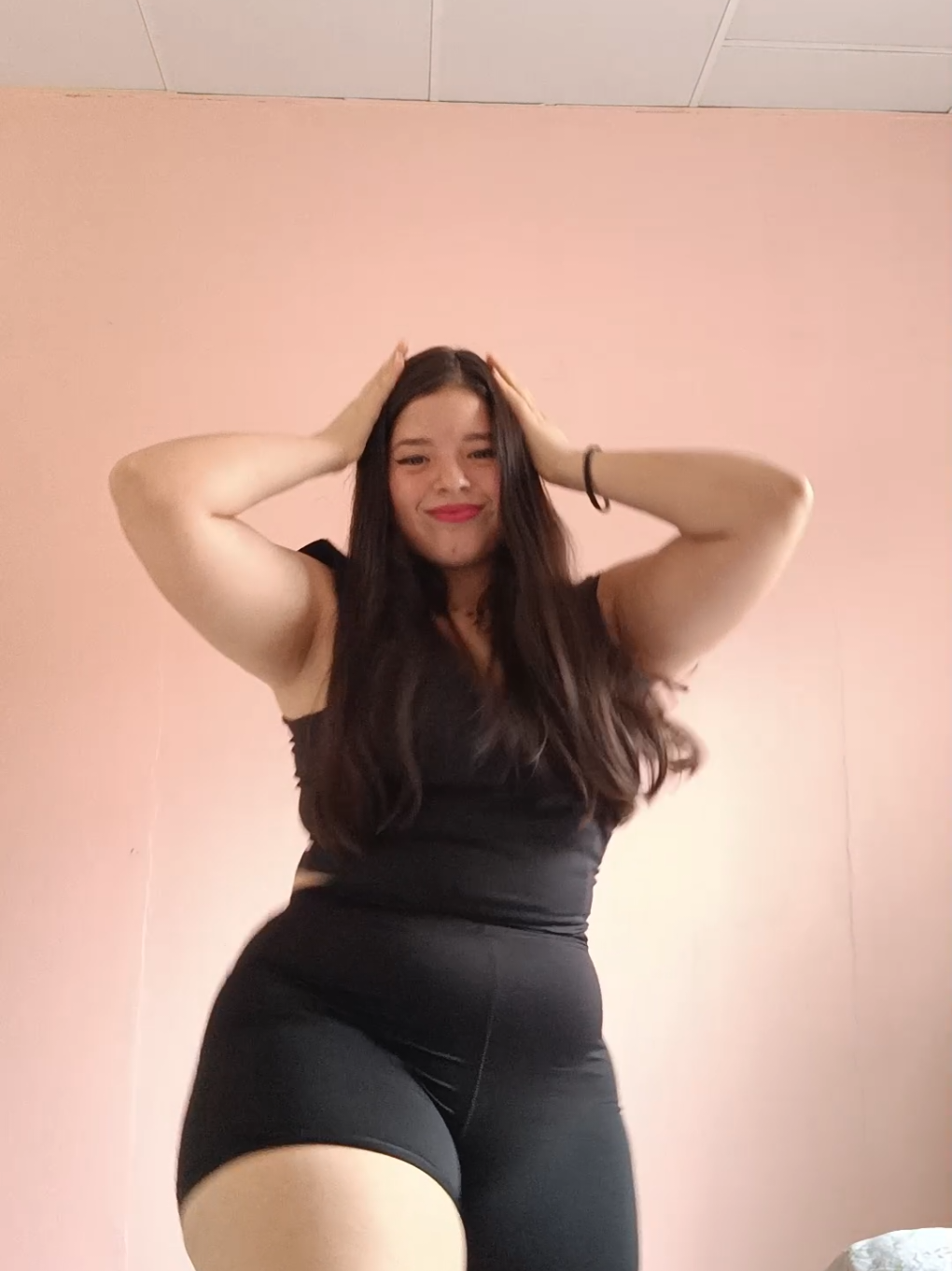 @🦜🐦‍🔥Aaron Pineda 🇭🇳 🇺🇲 cumpliendo ✨