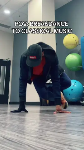 CERTIFIED HOOD CLASSICAL #buroque #classicalmusic #breakdance #pov #hiphop 