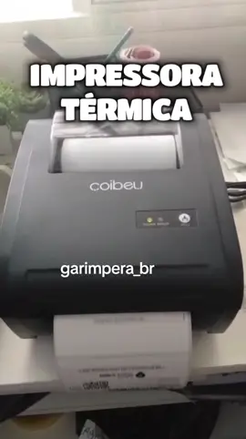 Mais praticidade para o seu negócio! A impressora térmica imprime etiquetas em segundos, sem tinta, via USB ou Bluetooth. Compacta e rápida, é perfeita para e-commerce e correios.