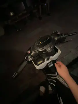 Công nghệ khong tay nắm 😂#xuhuongtiktok #vario125 