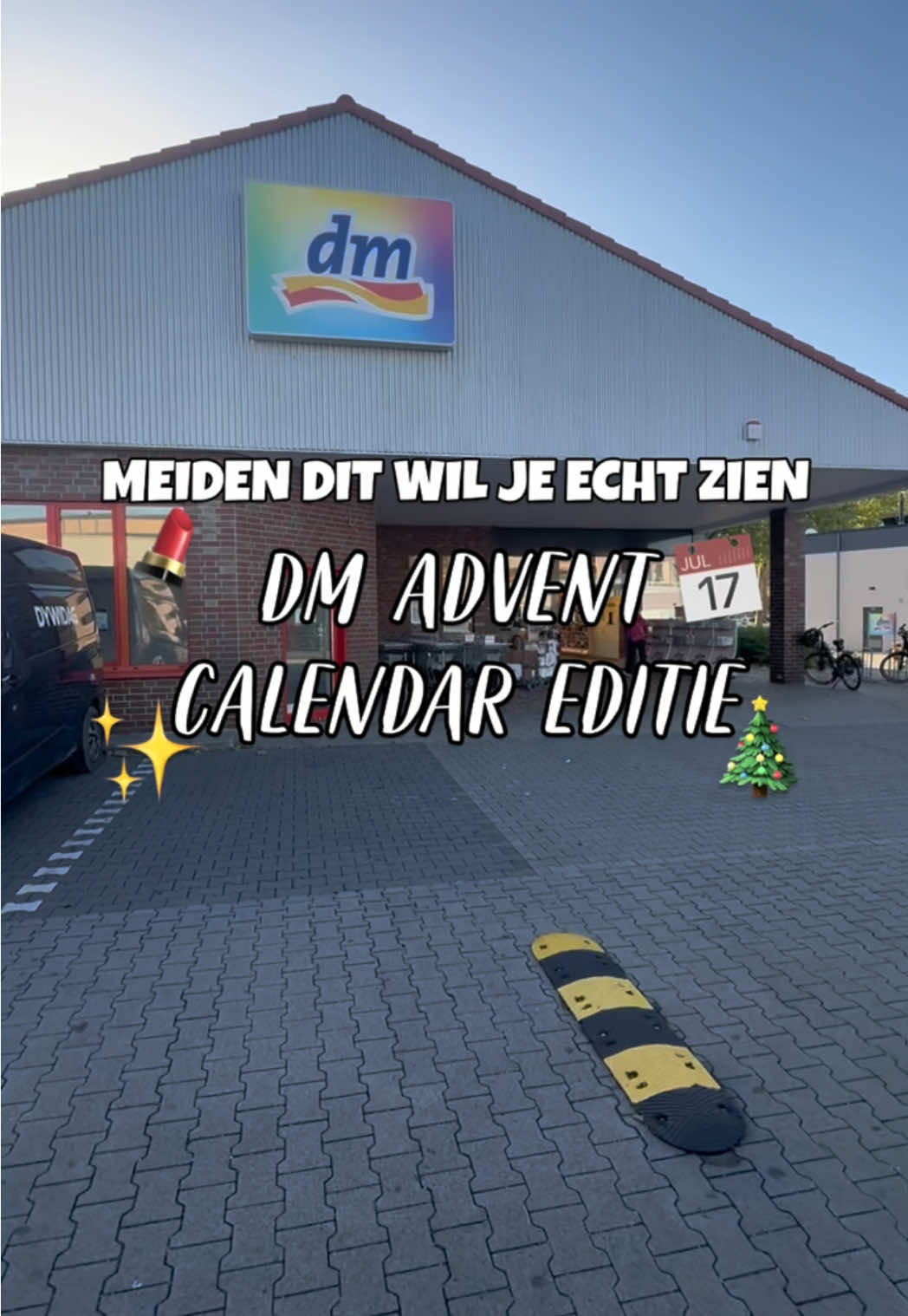 Het mooiste cadeau voor je mom, zusje en de hele girlsquad 👯‍♀️ ✨ DM Advent Calendar – Beauty at its best! ✨ De ultieme verrassing voor jouw girl squad 💄💋 Perfect voor je zus, schoonzus of BFF – en helemaal leuk als bridal shower gift de komende maanden 🎁👰‍♀️ Want zeg nou zelf… wie houdt er niet van 24 dagen beauty happiness? 💕 . . . . . . . #dm #dmdeutschland #beauty #adventcalendar #girls 