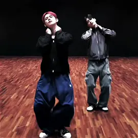 tiktok they are just dancing!   Anyways wait quick question did they really think it was ok to post this❤️❤️❤️❤️ lmk  #soobintxt #yeonjunedit #yeonjuntxt #soobinedit #ggumchallengetxt 