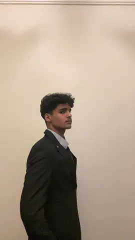 مدير اعمال مزيف 😂😂#fyp #مدير #الشعب_الصيني_ماله_حل😂😂 