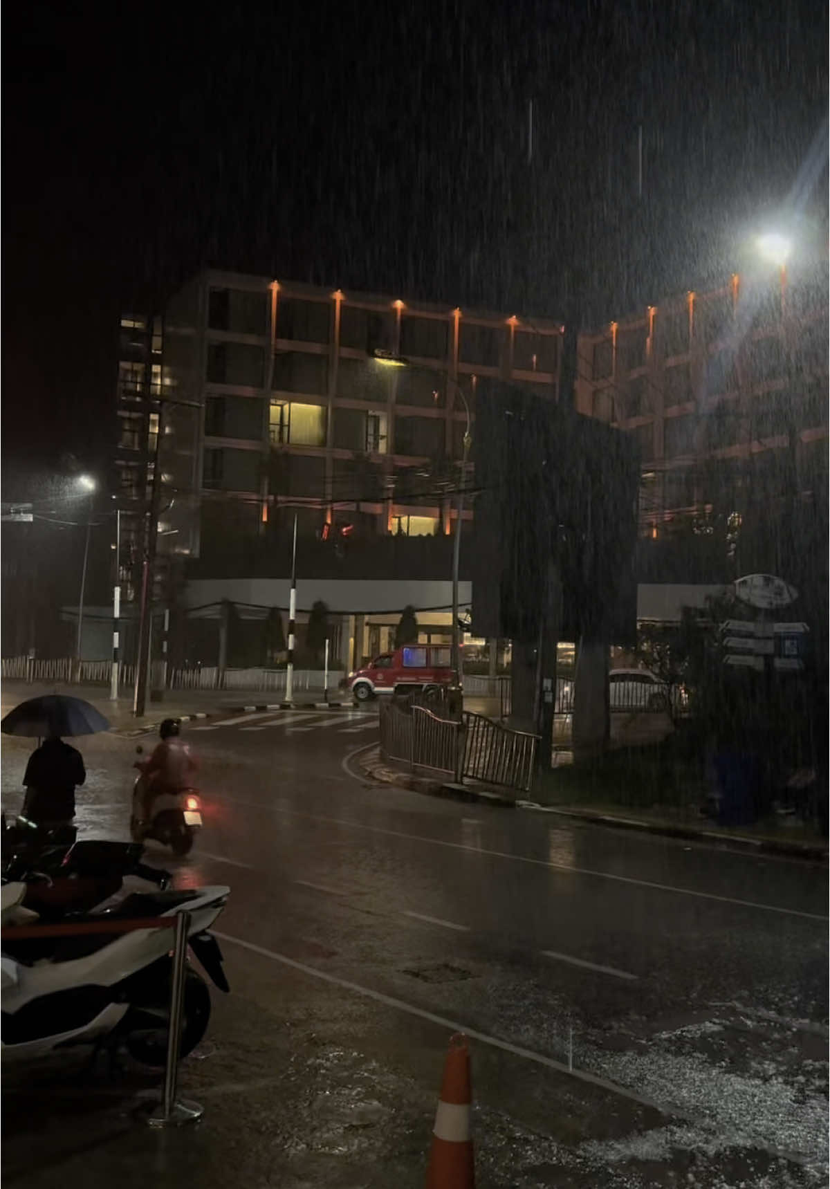 😢😢😢😢 #بوكيت #تايلاند #🇹🇭 #phuket #phuketthailand #بوكيت_تايلاند #pov #pov 