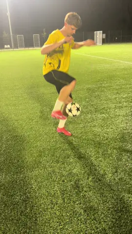 ABCD😜#piłkanożna #football #footballskills #CleanTok #VASYLHORDI 