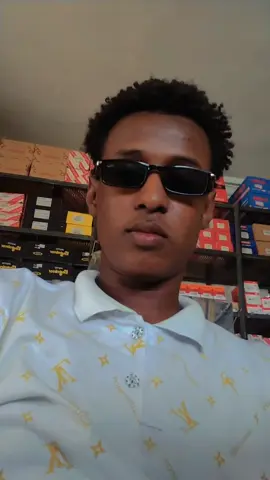 بطلو عوره يخخ 😅😂😂 #الشعب_الصيني_ماله_حل😂😂 