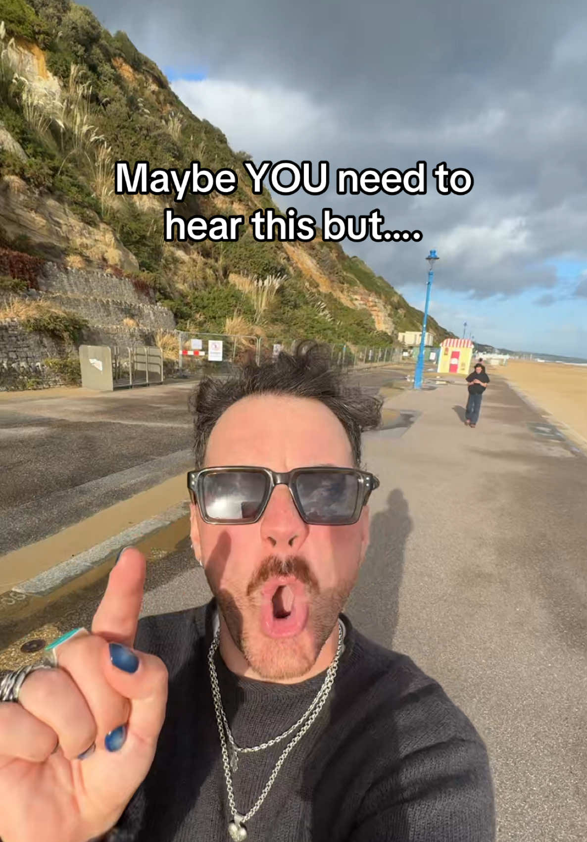 The truth is you deserve better 💛 #thebookoflove #cianducrot #newmusic #darlingdontbesosad 