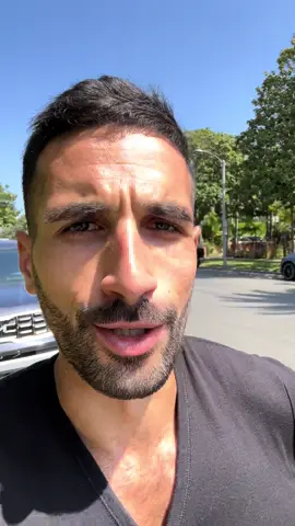 Le marché immobilier aux USA est beaucoup plus sensible aux taux que ne l’est le marché français. L’immobilier représente une part notable du PIB aux Etats-Unis ; personne ne sera en capacité de faire le bilan de la politique économique de Trump avant au moins 28 mois — avant une baisse des taux et la prise en compte de l’encaissement des droits de douane. #US #Business #immobilier #Trump