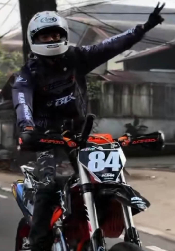 Bah ican mode super moto😎#abahicanreal2 #supermoto #ktm 