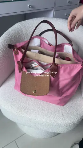Pack my new Longchamp tote with me #whatsinmybag #longchamplepliage #longchampbag #bagorganizer #asmrorganizing 