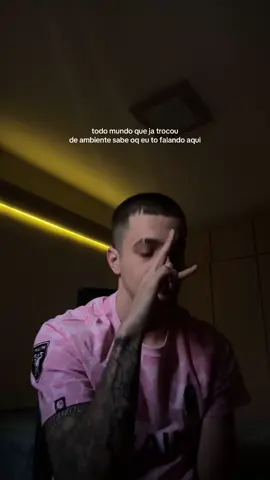 silencio que eu to fazendo o hino de quem ta vencendo na vida 🤫