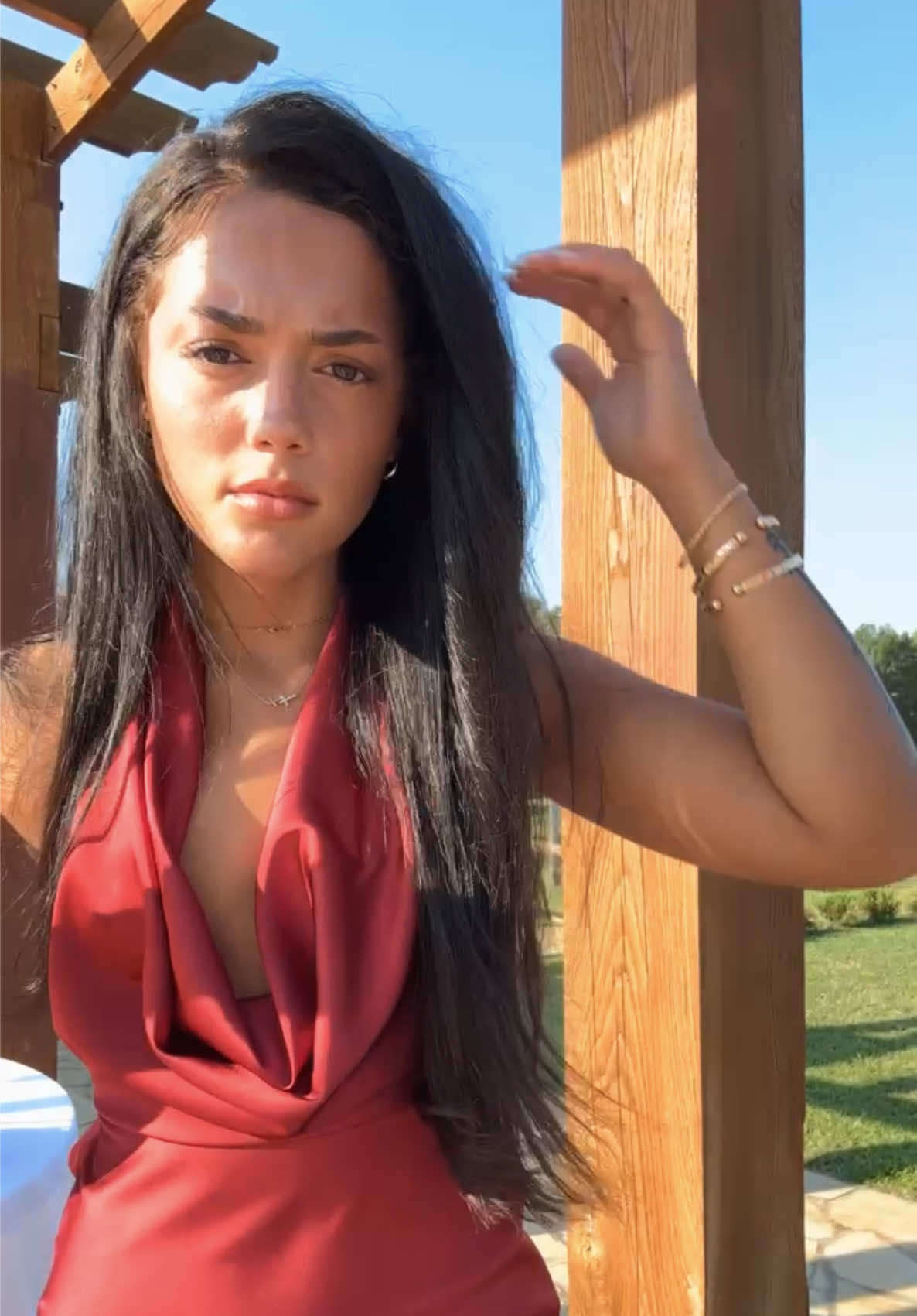 a moment for the dress 