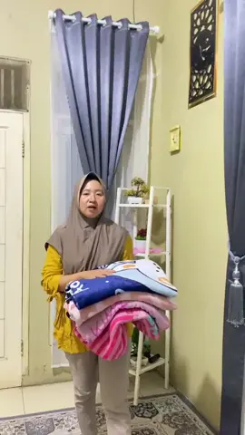 selimut lembut nyaman di pakai #selimut #selimutbuluhalus 