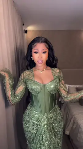 See my dress!😍 @KessDesigns  Kinda want it in every color now! #africanwedding #viral #asheobistyles #fypシ 