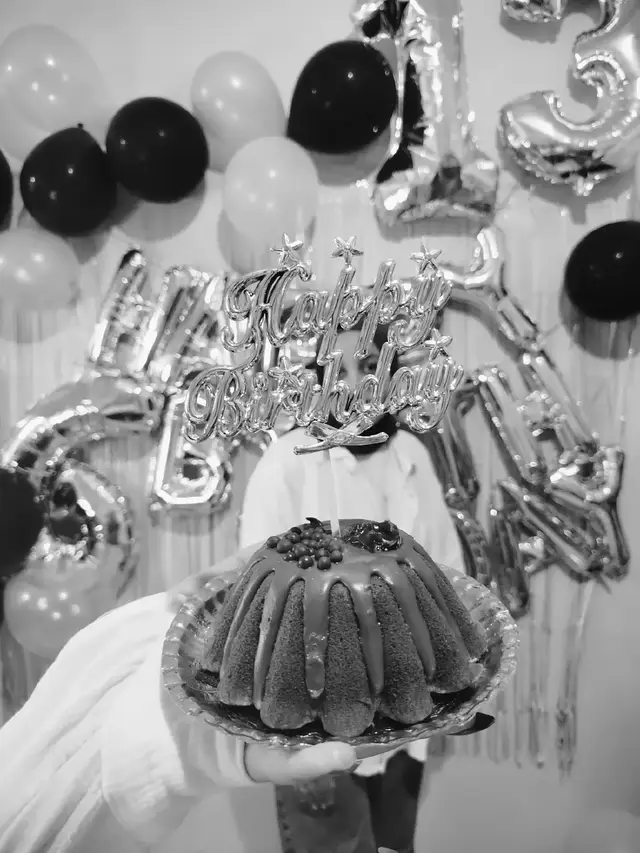 𝑖𝑡'𝑠 𝑚𝑦 𝑏𝑖𝑟𝑡ℎ𝑑𝑎𝑦🎂🤍