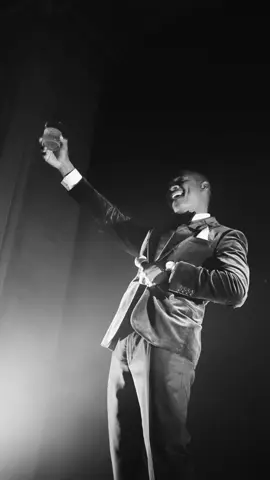 The bold, magnetic energy of #RalphsClubNewYork came to life on a special evening with #Usher during #NYFW. The night paid homage to our iconic new fragrance and the city that never sleeps. 