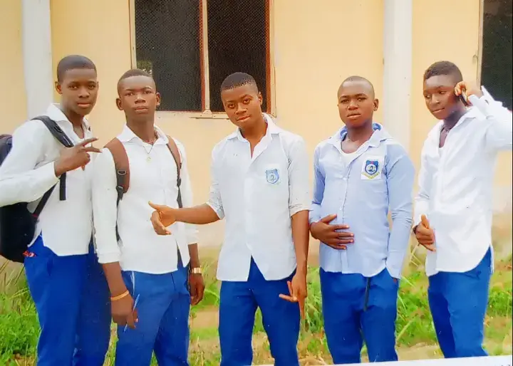 #SCHOOL DAYS EHN