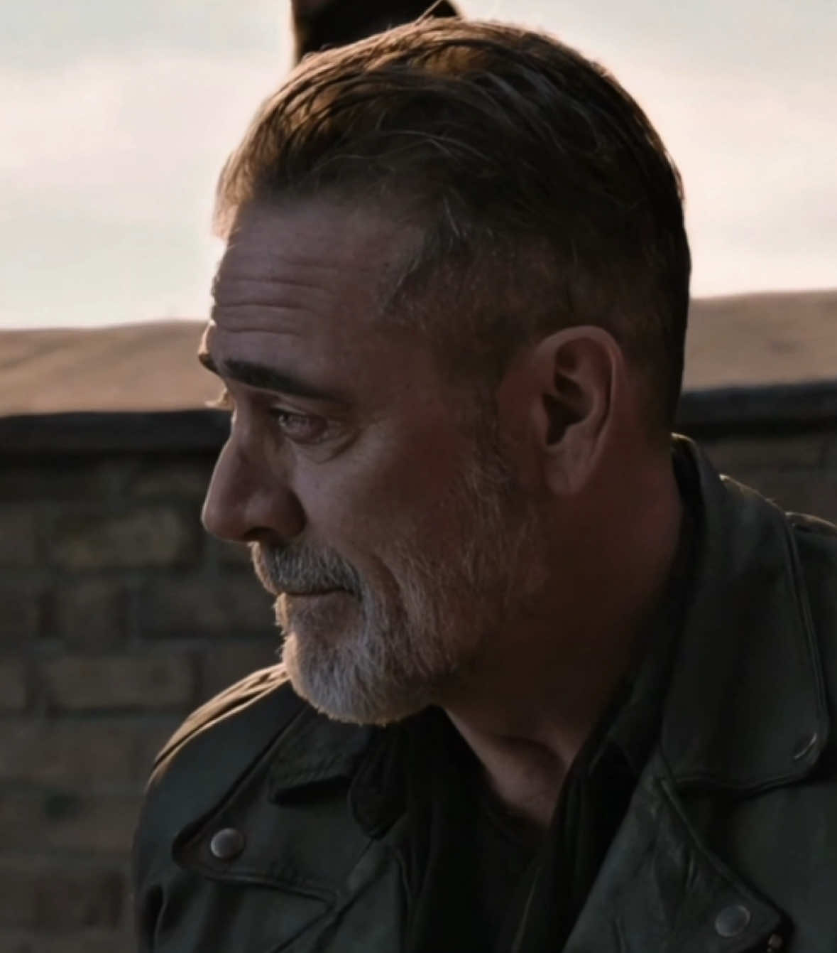 #نيغن #jeffreydeanmorgan 