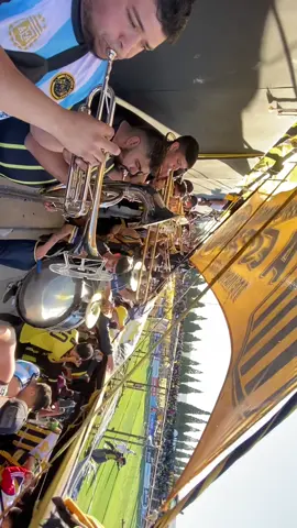 La fiesta en casa siempre va a estar #CSyDM #percusion #hinchada #viral_video #ypf 