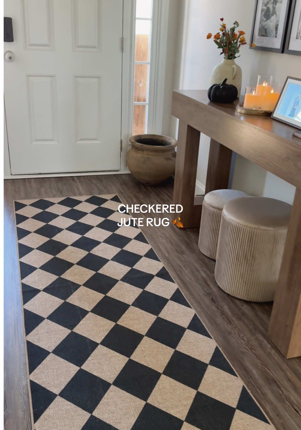 Dare I say - the PRETTIEST runner ever 😍😩  #CheckeredJuteRug #EntrywayRunnerRug #EntrywayStyling #CheckeredRug #ElevatedHome 