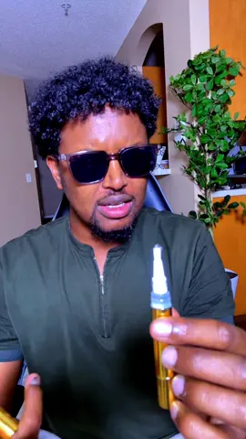 Auraglow Whitening Pen #somalitiktok #somaliminnesota #somaliamerica #shuayb_jhurtiktokshop 