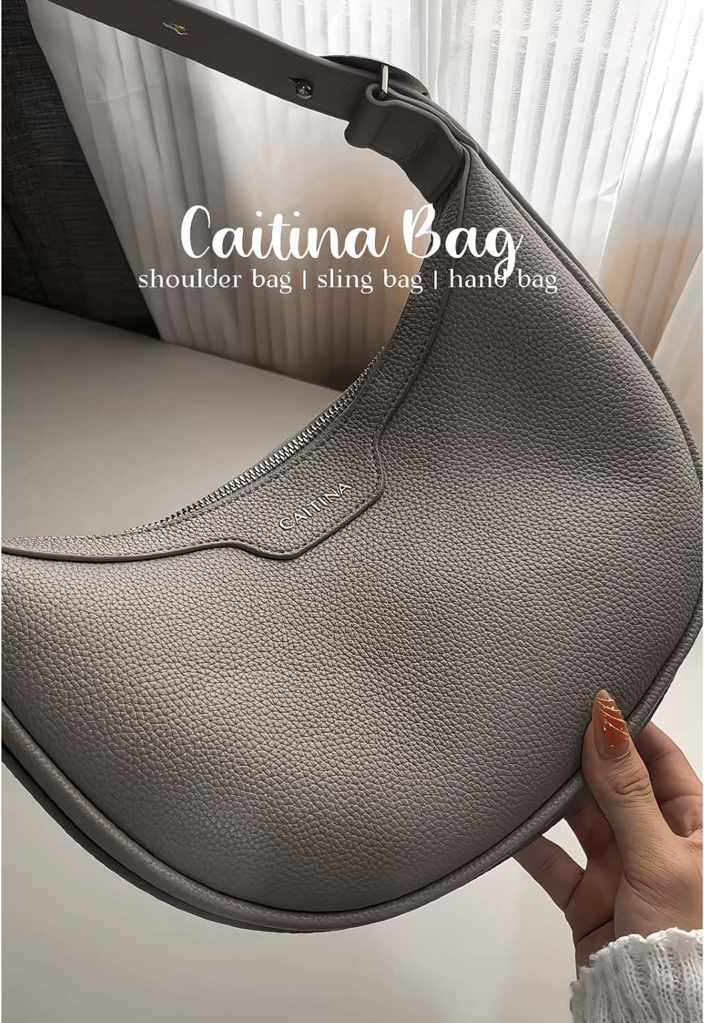 new half moon bag from @caitina.shop 👜 #caitinabag #caitina #halfmoonbag #shoulderbag #handbag 