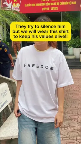 Obsessed with this shirt 