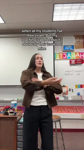 ALL JOKES OFC. always looking inward 💯 #teachersoftiktok #teachertok #teachertiktok #mathteacher #studentteacher 