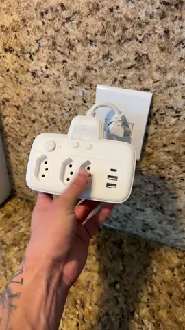 Extensão Coibeu Série Luar 3tomadas 2 Usb 1pd Bivolt Led