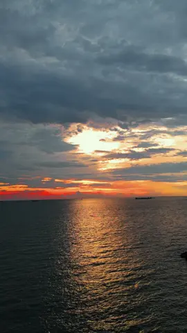 Vết nắng cuối chiều #vungtau #bien #bienvaanh #hoanghon 