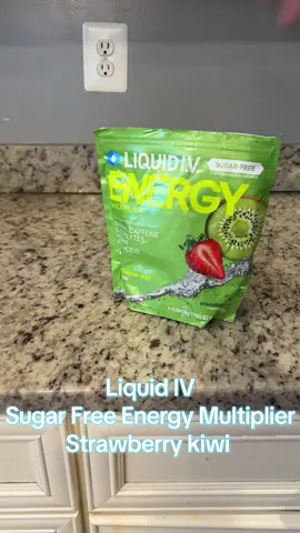 My go-to for energy + hydration that’s actually sugar free 🍓🥝✨ #liquidiv #sugarfree #hydrationmultiplier #energyboost #liquidivhydration 