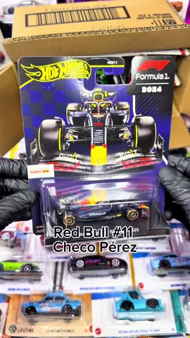 Al fin llegaron los nuevos formula 1 🏎️😱 Estos modelos son metal metal y llantas de gomas 🤩 Somos de Guayaquil, Ecuador 🇪🇨  . . . Envíos vía servientrega a todo el Ecuador 🚚 . . . . Tenemos más de 3 años aportando a las colecciones de nuestros clientes frecuentes, que esperas para unirte a este gran hobby, estamos a las órdenes 🫡 . #hotwheels #hotwheelsmexico #checoperez #formula1 #f1 